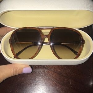 LIKE NEW CHLOÉ SUNGLASSES